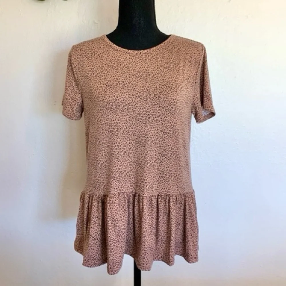 Gaze tan animal cheetah print peplum blouse